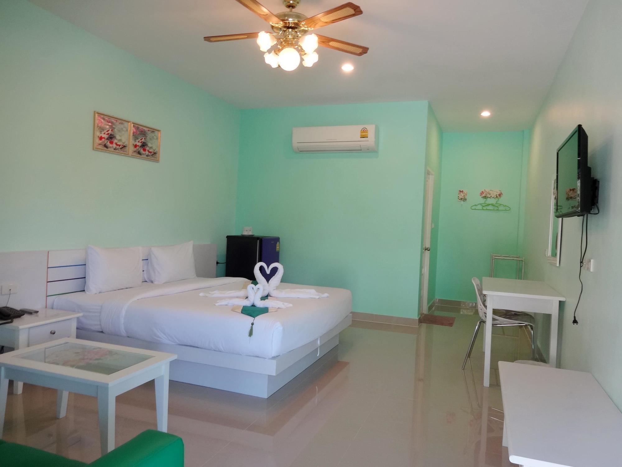 Holland Resort Phuket Zewnętrze zdjęcie