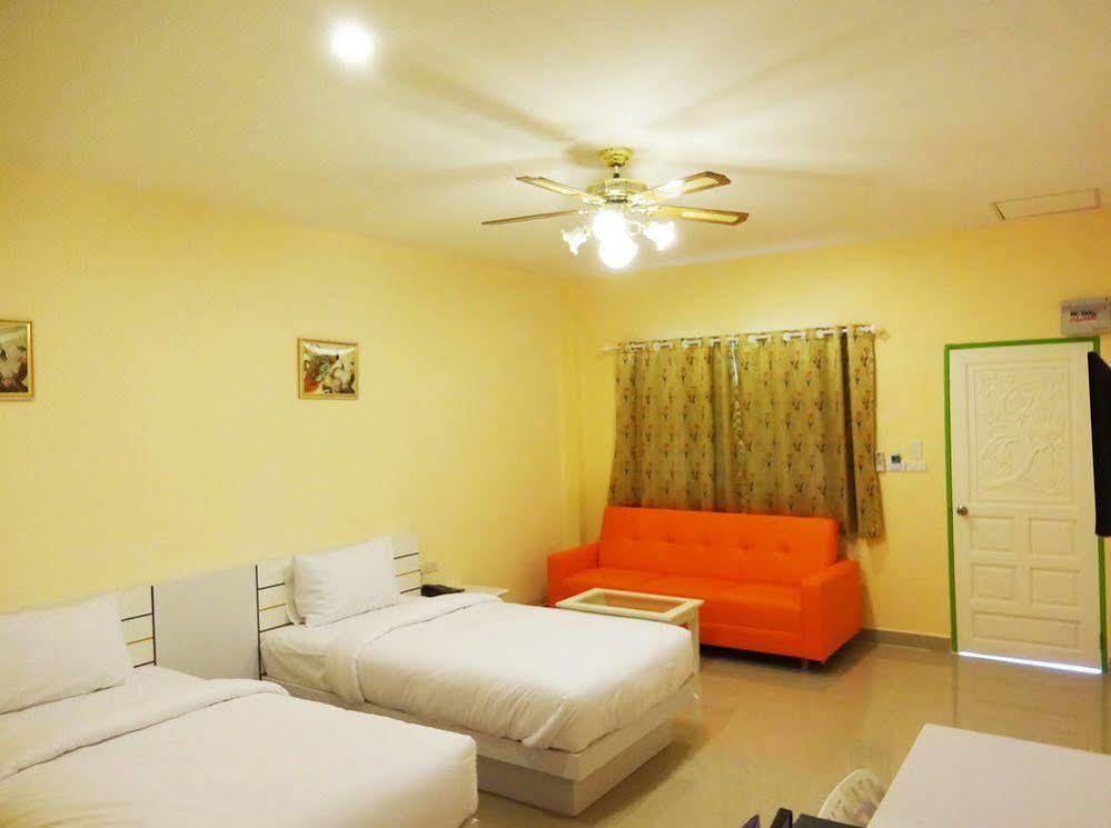 Holland Resort Phuket Zewnętrze zdjęcie